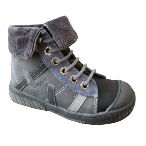 chaussures-enfants-babybotte-pour-l-hiver-2011-2012-10585228qhfbv